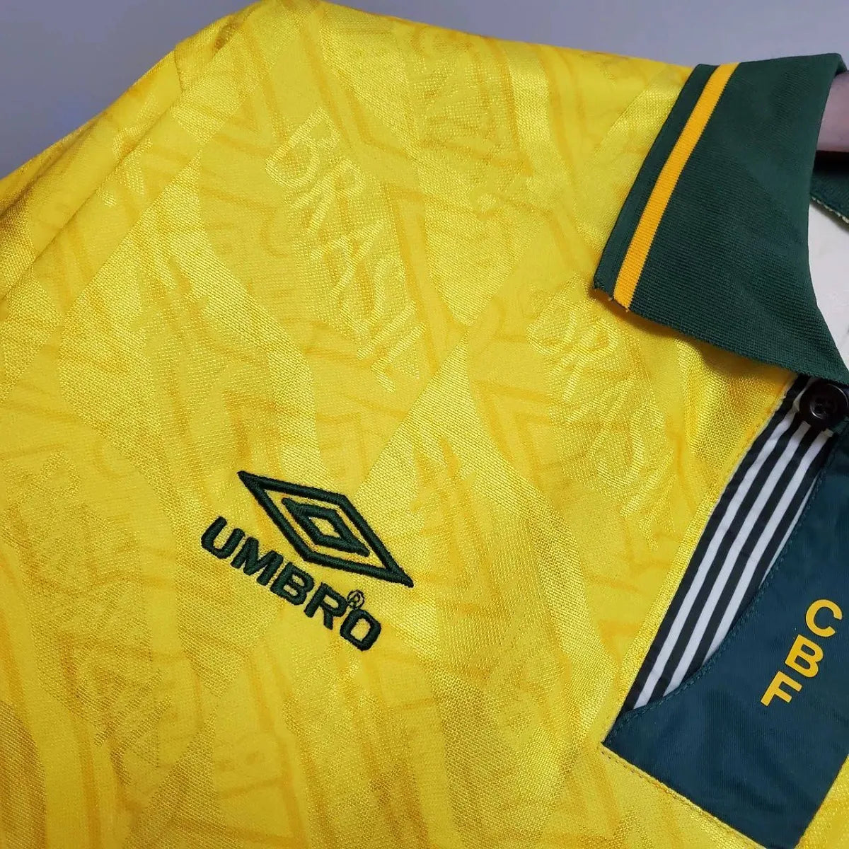 Camisa Umbro Retrô Seleção Brasil 1991/92 Home